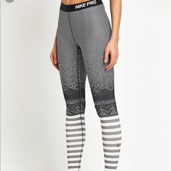 Nike Pants - ✔️Nike leggings✔️